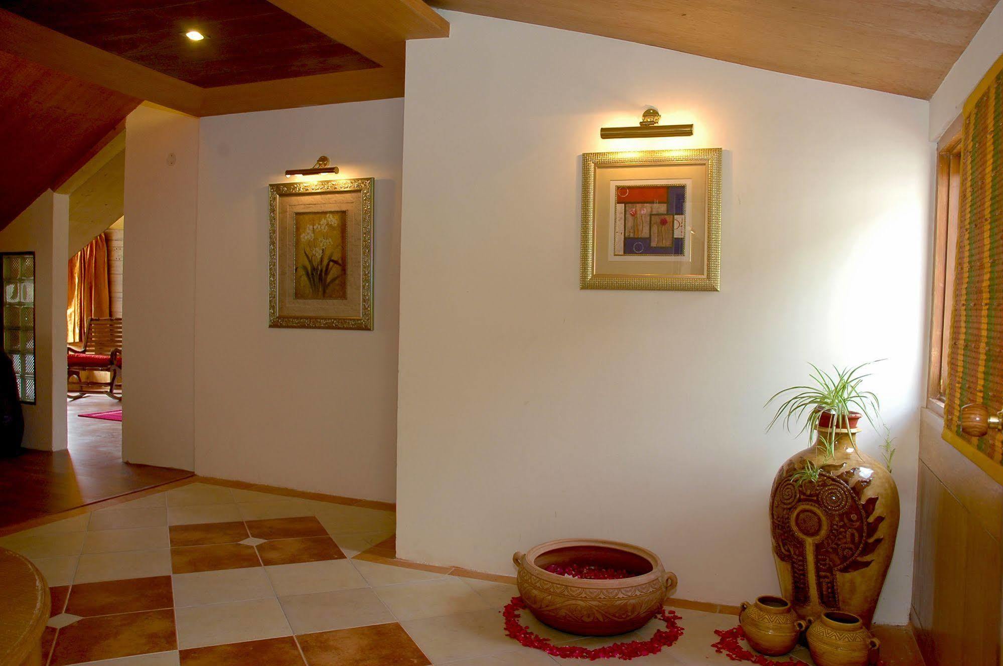 Hotel Manali Heights Экстерьер фото